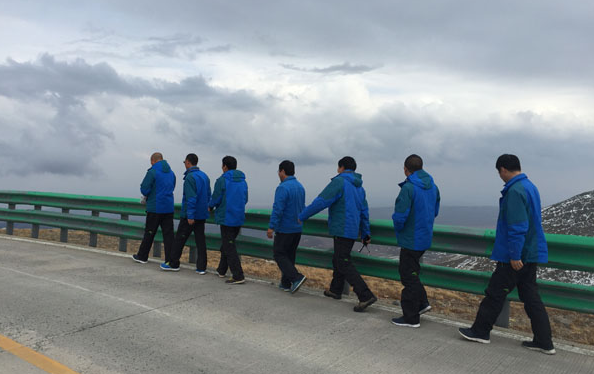 景區(qū)運(yùn)營(yíng)一部第八組榮獲9月份優(yōu)秀班組